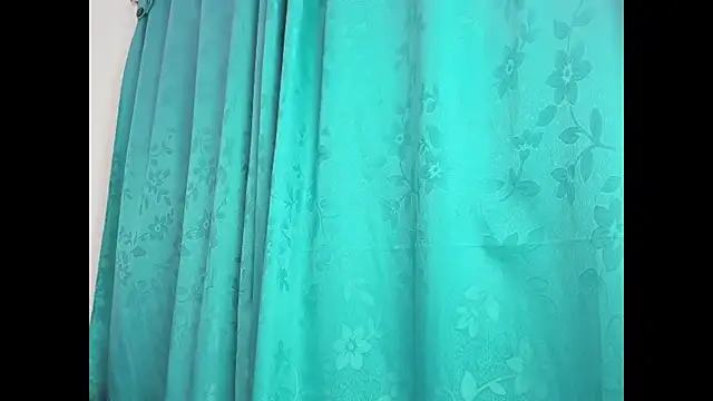 Snapshot of Valeria_wintherr chatting on July 29, 2026, 5:17 am Valeria wintherr online show from July 29, 2026, 5:17 am