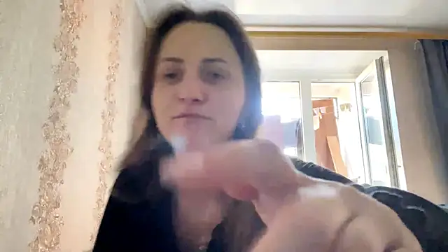 hayleix x online show from August 3, 2026, 7:16 am
