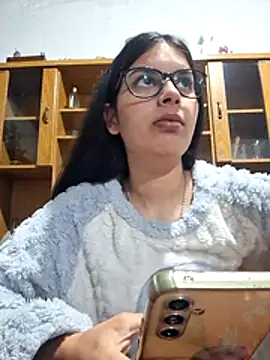 Brilenn online show from August 2, 2026, 4:55 am