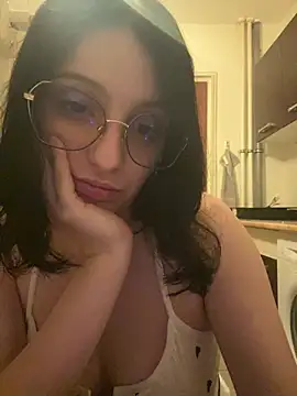 Alicexxvip online show from August 3, 2026, 9:20 pm