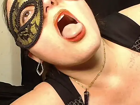 BrendaWife online show from August 10, 2026, 12:28 am