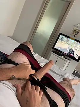 lilSebi online show from August 3, 2026, 2:01 pm