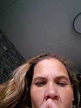 JoyceAndFriends online show from August 2, 2026, 6:38 pm