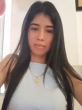 Snapshot of Alana_2026 chatting on August 5, 2026, 5:40 pm Alana 2026 online show from August 5, 2026, 5:40 pm