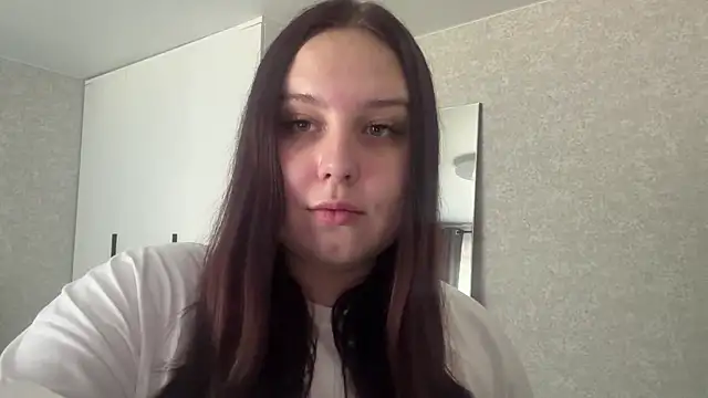 nakiafera online show from August 5, 2026, 11:59 am
