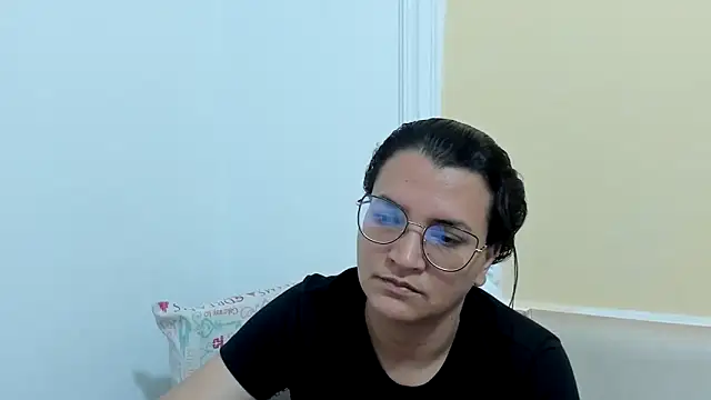 Snapshot of MARILYN_GARCIA chatting on March 3, 2025, 9:48 pm MARILYN GARCIA online show from March 3, 2025, 9:48 pm