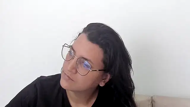Snapshot of MARILYN_GARCIA chatting on February 24, 2025, 5:53 pm MARILYN GARCIA online show from February 24, 2025, 5:53 pm