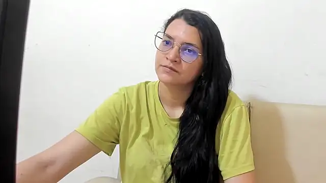 Snapshot of MARILYN_GARCIA chatting on March 3, 2026, 2:57 pm MARILYN GARCIA online show from March 3, 2026, 2:57 pm