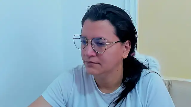 Snapshot of MARILYN_GARCIA chatting on March 2, 2025, 3:19 pm MARILYN GARCIA online show from March 2, 2025, 3:19 pm