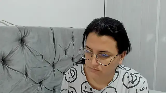 Snapshot of MARILYN_GARCIA chatting on January 27, 2025, 7:24 pm MARILYN GARCIA online show from January 27, 2025, 7:24 pm