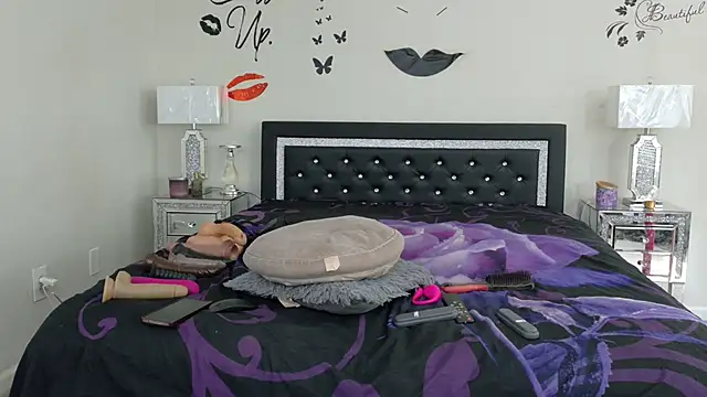 Coco vixen online show from August 5, 2026, 2:33 pm