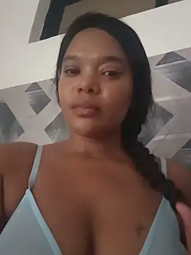 travieza769 online show from August 5, 2026, 9:20 pm