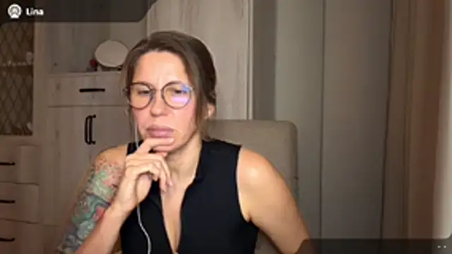 AmieXBunny online show from August 7, 2026, 4:13 pm