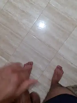 Demillvan online show from November 6, 2025, 3:32 am