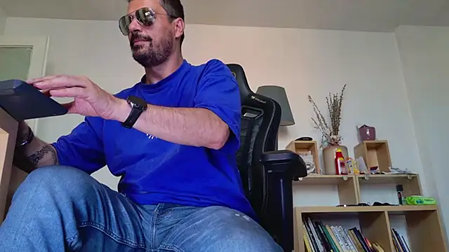 ChrisKox online show from May 26, 2026, 5:11 pm