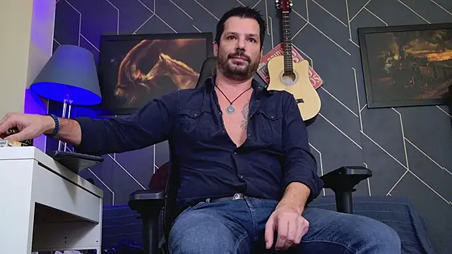 ChrisKox online show from November 21, 2025, 6:07 pm