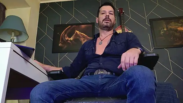 ChrisKox online show from April 3, 2026, 4:41 am