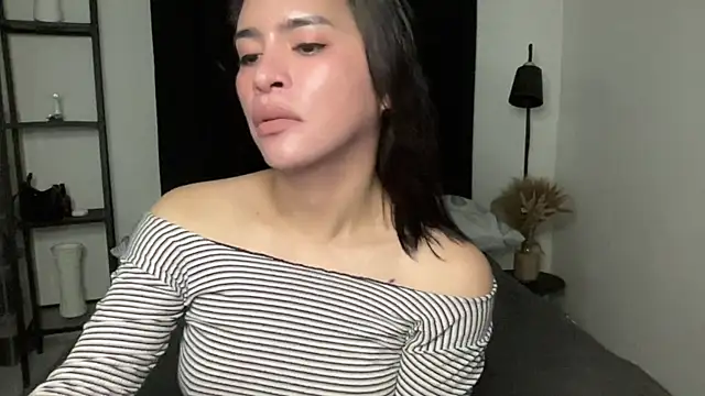 Snapshot of your_bianca69 chatting on April 11, 2026, 1:35 am your bianca69 online show from April 11, 2026, 1:35 am