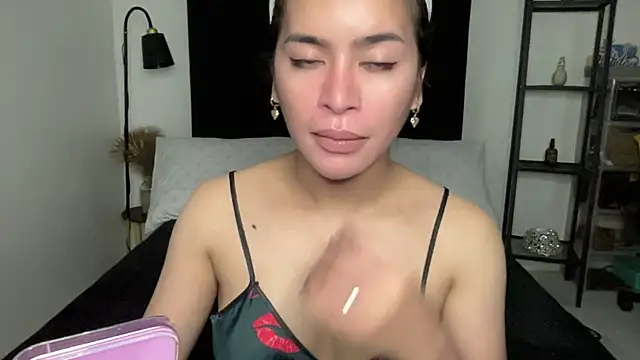 Snapshot of your_bianca69 chatting on February 15, 2026, 5:08 am your bianca69 online show from February 15, 2026, 5:08 am