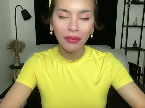 your bianca69 online show from September 16, 2025, 12:11 am