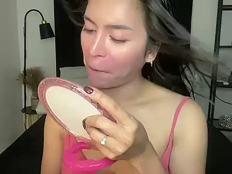 Snapshot of your_bianca69 chatting on February 22, 2026, 2:25 am your bianca69 online show from February 22, 2026, 2:25 am