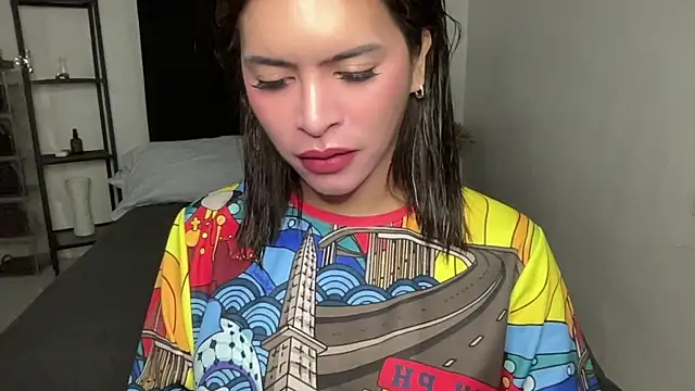 Snapshot of your_bianca69 chatting on April 15, 2026, 12:16 am your bianca69 online show from April 15, 2026, 12:16 am