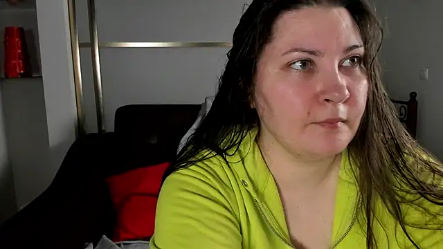 Snapshot of MarySwon chatting on December 28, 2024, 5:14 pm MarySwon online show from December 28, 2024, 5:14 pm