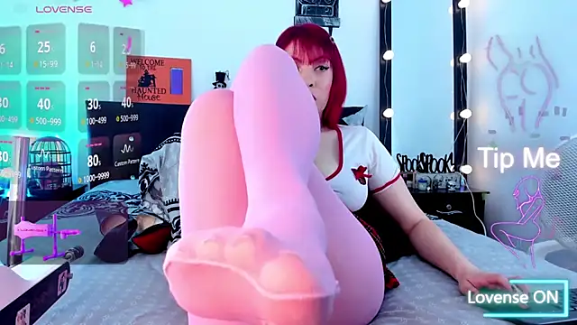 Natashayuu online show from July 16, 2026, 9:56 pm