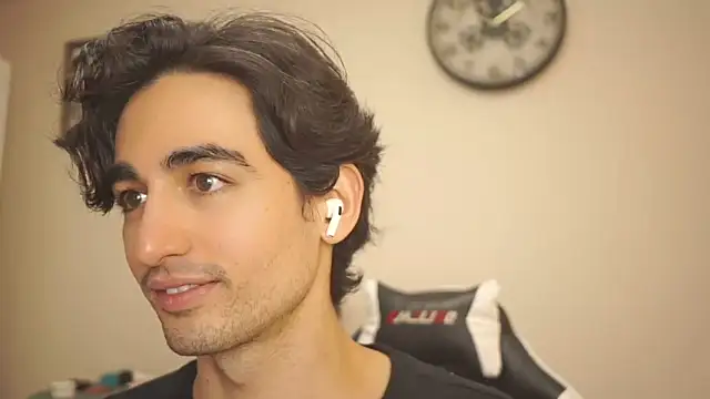 AlanDeNavarre online show from February 13, 2025, 9:49 pm