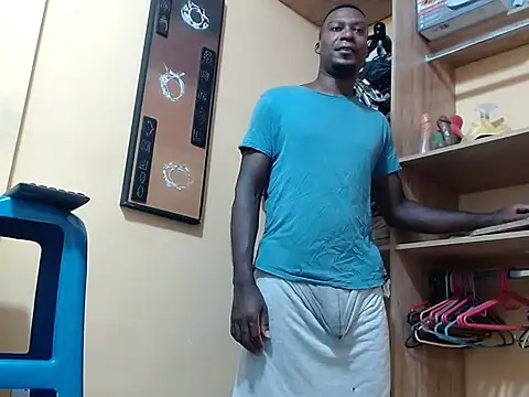 kurtbigcock online show from May 12, 2026, 6:14 pm