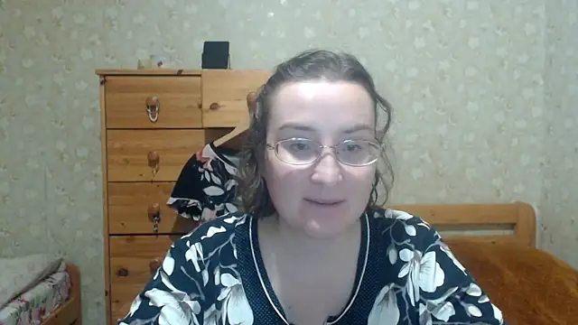 Smart Rose online show from November 17, 2025, 5:39 pm