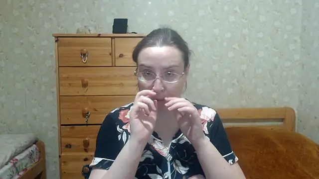 Smart Rose online show from November 23, 2025, 3:33 pm