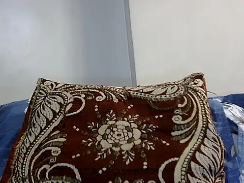 Blackswinger online show from November 6, 2025, 6:06 am