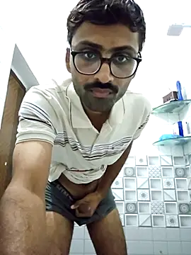 krishna8035 online show from October 24, 2025, 5:23 pm