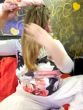 Natali UA online show from November 29, 2025, 8:09 pm