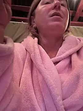 Natali UA online show from November 7, 2025, 5:50 pm