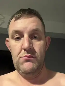 Snapshot of Eddieh2k7 chatting on March 2, 2026, 12:11 am Eddieh2k7 online show from March 2, 2026, 12:11 am