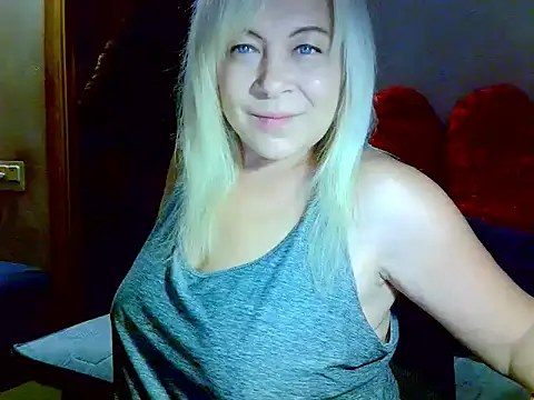 AgoniA7 online show from November 30, 2025, 4:41 pm