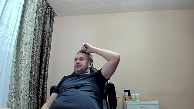 SanFrantsisko online show from February 5, 2026, 9:43 pm