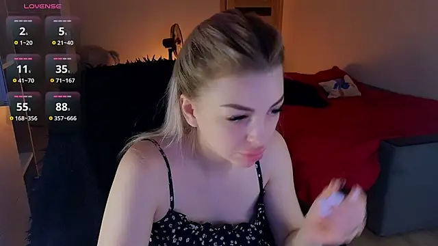 MilanaOmg online show from June 7, 2026, 10:48 pm