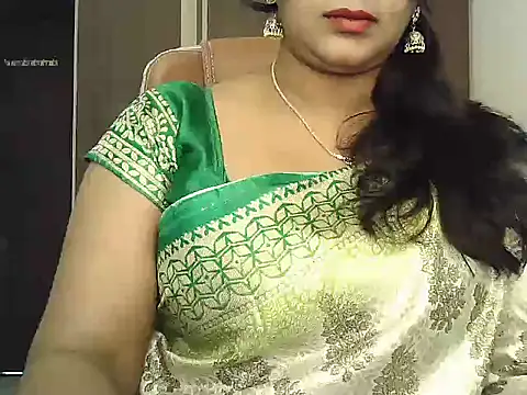 Snapshot of Spandana_Sweety chatting on October 27, 2025, 6:03 am Spandana Sweety online show from October 27, 2025, 6:03 am