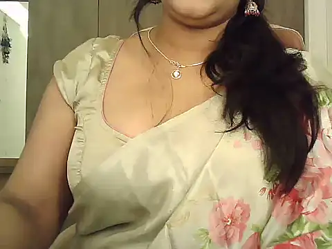 Snapshot of Spandana_Sweety chatting on February 5, 2026, 6:31 am Spandana Sweety online show from February 5, 2026, 6:31 am