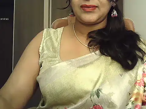 Snapshot of Spandana_Sweety chatting on October 16, 2025, 5:38 am Spandana Sweety online show from October 16, 2025, 5:38 am