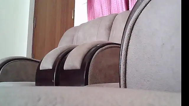 Snapshot of Spandana_Sweety chatting on January 14, 2026, 8:29 am Spandana Sweety online show from January 14, 2026, 8:29 am