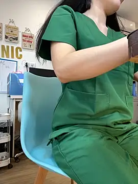 Meilian2021 online show from November 18, 2025, 5:11 am