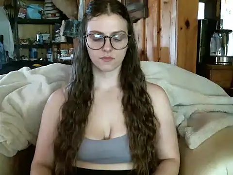 katie kitten38 online show from March 10, 2026, 2:32 pm