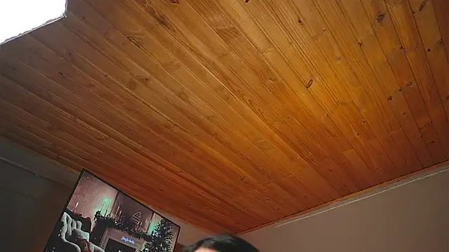 coraline latin online show from November 30, 2025, 12:33 am