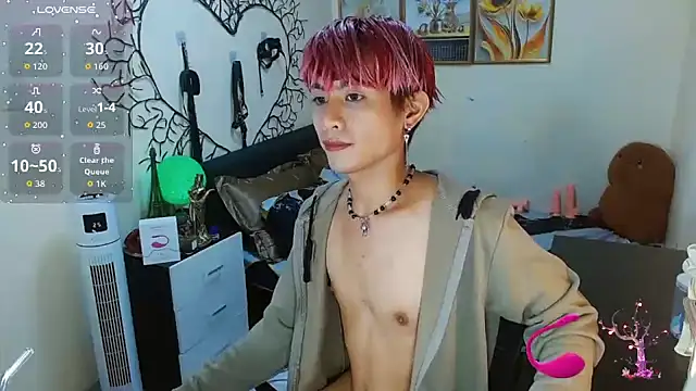 Snapshot of WildestTwink chatting on October 3, 2025, 6:09 pm WildestTwink online show from October 3, 2025, 6:09 pm