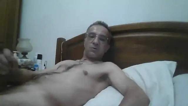 CarlosRocha73 online show from May 24, 2026, 1:16 am