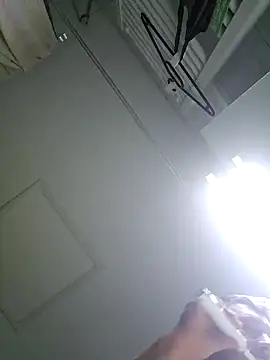 ktmtom247 online show from October 3, 2025, 2:59 am